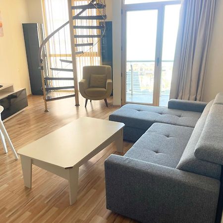 Sea View Apartment Batumi Luaran gambar