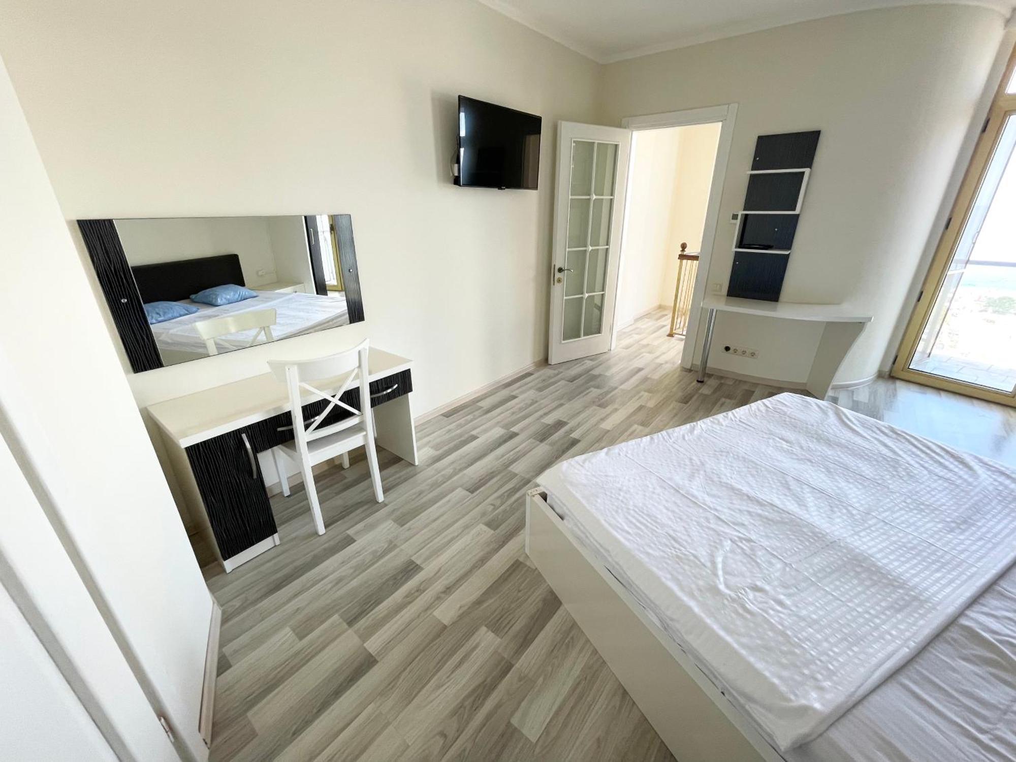 Sea View Apartment Batumi Luaran gambar